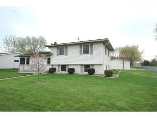 947 14th St, Hastings, MN 55033-2558
