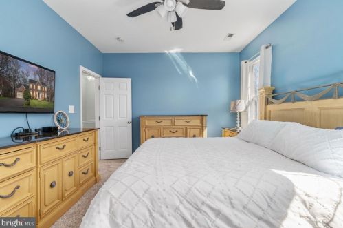 6029 Hot Spring Ln, Fredericksburg VA  22407-3708 exterior