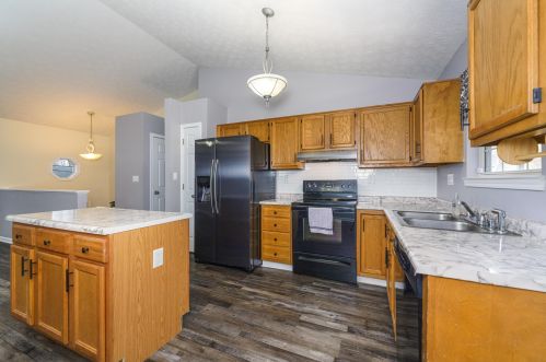 2569 Evergreen Dr, Covington KY  41017-9450 exterior