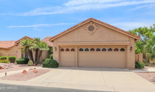 10533 Nacoma Dr, Chandler, AZ 85248-7724