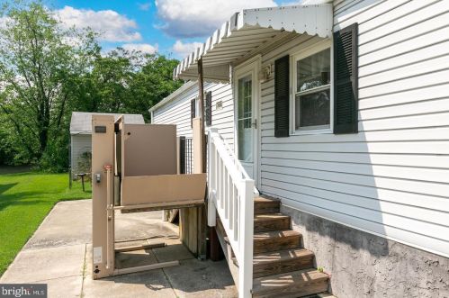 155 Whippoorwill Way, West Deptford NJ  08051-1383 exterior