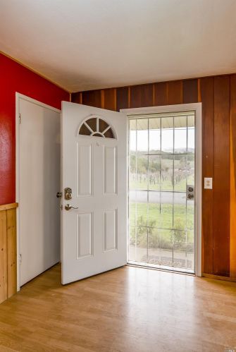 3990 Eastside Calpella Rd, Ukiah, CA 95482-9559
