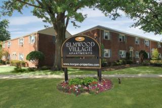 24 Boulevard, Elmwood Park NJ  07407-2906 exterior