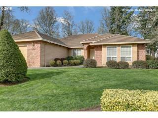 6211 Laurelee St, Beaverton, OR 97124-6923
