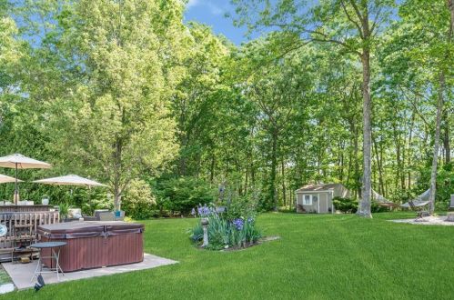 43 Ginger Trl, Coventry RI 02816-8262 exterior