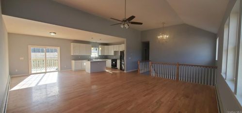 6 Mt Hope Rd, Middletown NY  10940-7128 exterior