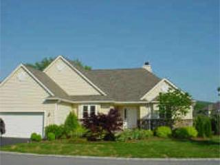 1 Post Oak Ct, Hardyston, NJ 07419-2323
