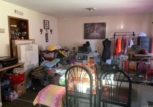 29 Meriline Ave, Newburgh NY  12553-6519 exterior