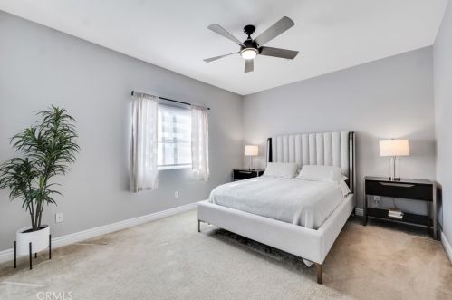 2726 Night Jasmine Dr, Simi Valley CA  93065-1545 exterior