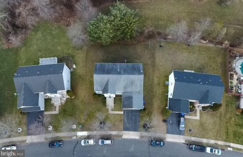 29 Durham Dr, Columbus NJ  08022-2349 exterior