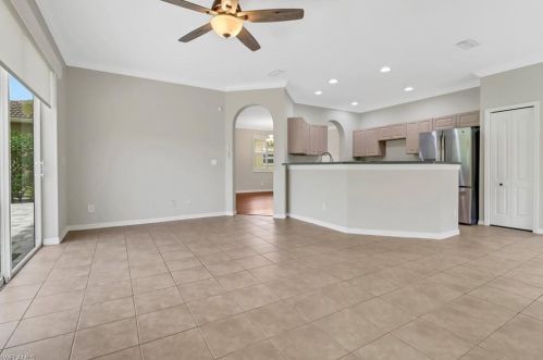 2042 Morning Sun Ln, Naples FL 34119-3323 exterior