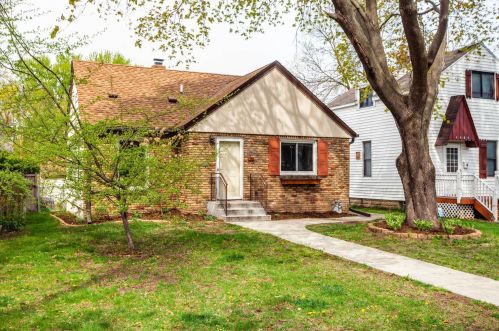 1581 Alameda St, Saint Paul, MN 55117-3401