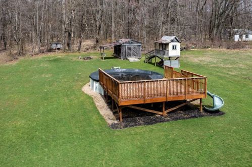 5313 State St, Hermitage PA  16148-9444 exterior