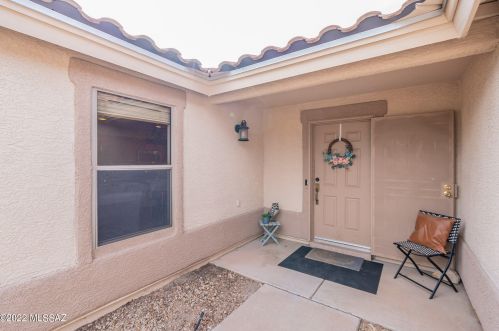 7498 Giachery Ave, Tucson AZ  85747-5613 exterior