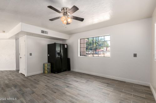4913 Acoma Dr, Glendale AZ  85306-3828 exterior