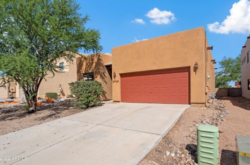 1763 Chaplain Carter Dr, Sierra Vista, AZ 85635-1456