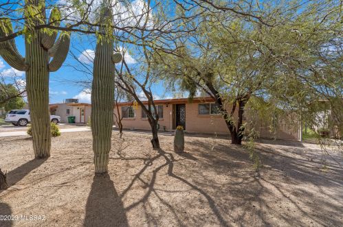4441 Mars St, Tucson, AZ 85741-1839