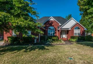2014 Adonis Dr, Murfreesboro TN  37128-5398 exterior