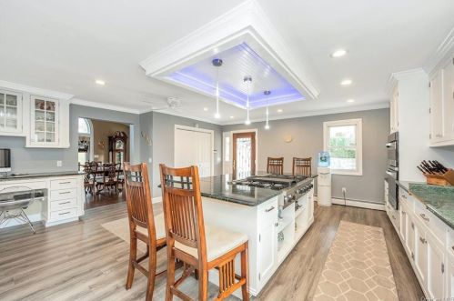 23 Daisy Dr, Mahopac NY  10541-5526 exterior