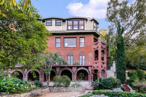 1324 Gates Pl, South Pasadena, CA 91030-3623
