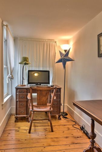 18 High St, Keene NH  03431-3025 exterior