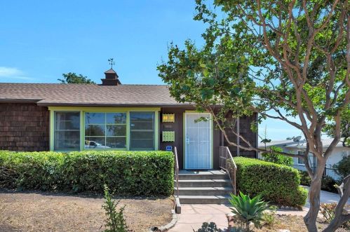 7855 Lincoln St, Lemon Grove, CA 91945-2543