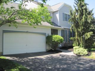 23 Twinflower Ct, Ballston Spa, NY 12020-6345