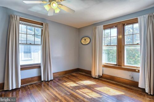 126 Cedar St, Carlisle PA  17013-2201 exterior