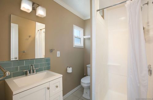 1475 Beryl St, San Diego CA 92109-2212 exterior