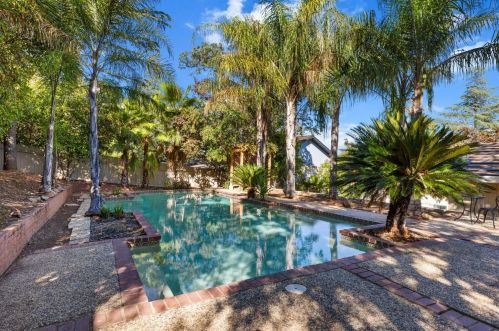 3560 Patterson Way, Folsom CA  95762-4405 exterior