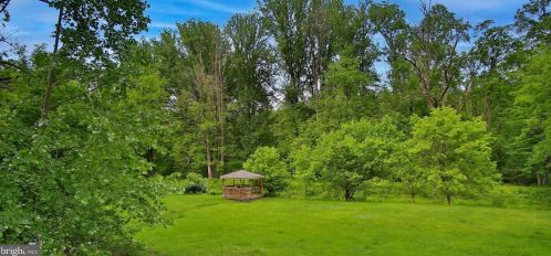 225 River Rd, Pipersville, PA 18947-1654