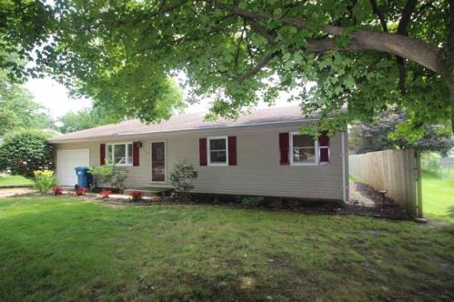 705 Darcy Dr, Oxford, IN 47971-8519