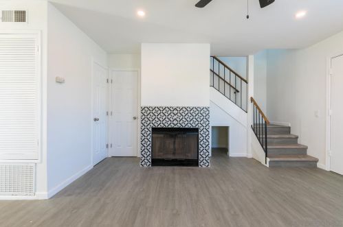 2053 Chatsworth Blvd, San Diego CA 92107-2738 exterior