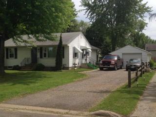 612 Pine St, Farmington, MN 55024-1141