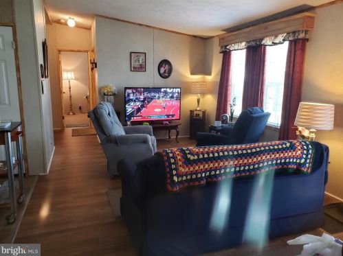 36 Hazel Cir, Navy Sup Dpt PA 17050-3634 exterior