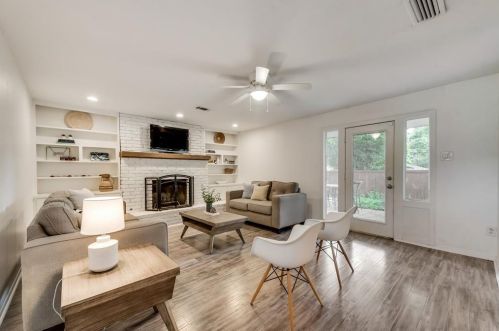 1316 Provincetown Ln, Richardson TX 75080-3303 exterior