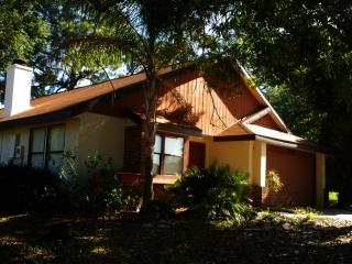 7386 Spring Villas Cir, Orlando FL  32819-5242 exterior