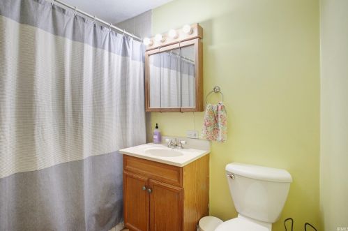 2829 Lexington Blvd, Mishawaka IN  46544-6109 exterior