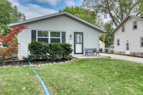 808 Michigan Ave, Waukesha WI  53188-3038 exterior