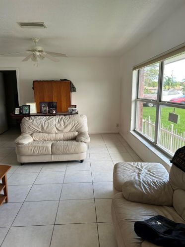 1541 10th St, Boca Raton, FL 33486-8421