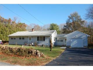 68 Al Harvey Rd, Stonington, CT 06378-1900