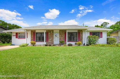 1740 Nassau St, Titusville, FL 32780-3438