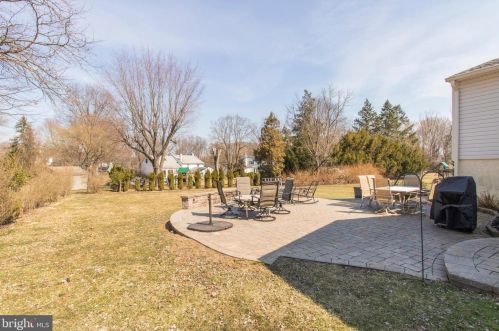 1640 Cavan Dr, Dresher PA  19025-1210 exterior