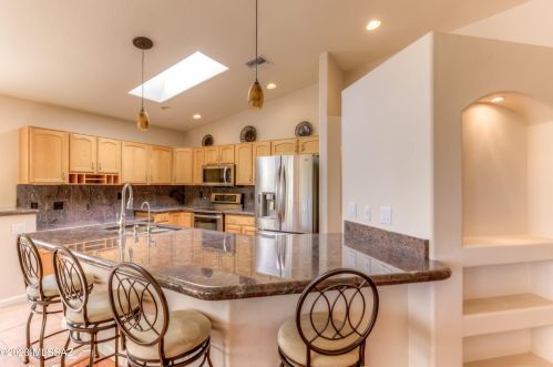 2001 Flying Q Ln, Tucson AZ  85713-6726 exterior