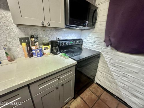 110 Montego Dr, Tucson AZ  85710-1315 exterior