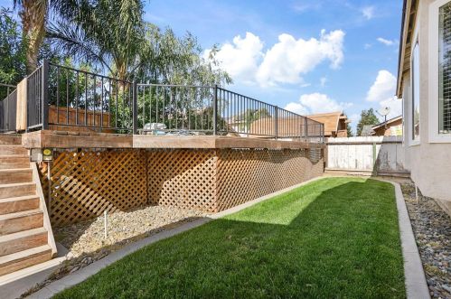 696 Tahoe St, Manteca CA  95337-6853 exterior