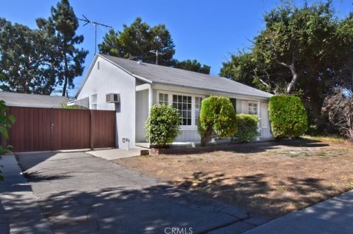 10434 Califa St, North Hollywood, CA 91601-1517