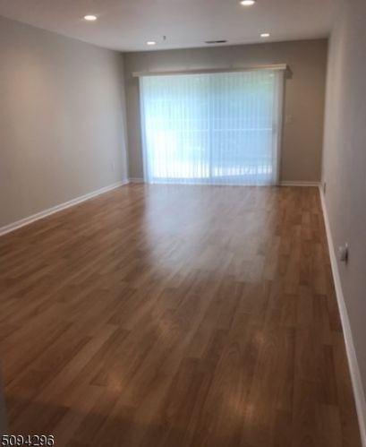 193 Riveredge Dr, Chatham Township NJ  07928-3115 exterior