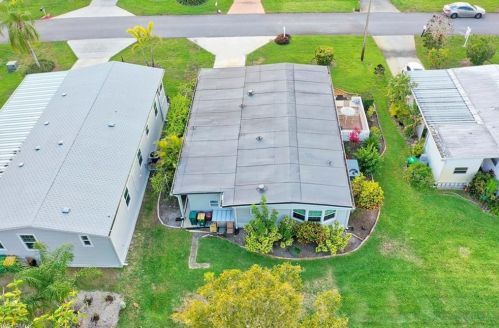 38 Le Mans Dr, Naples FL 34112-9126 exterior