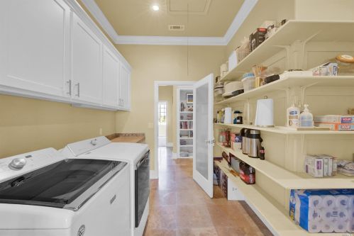 3959 Skyhawk Ln, Vacaville CA  95688-9516 exterior